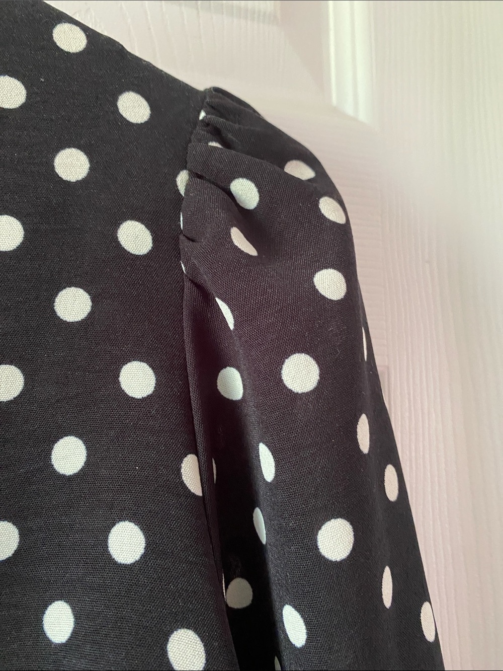 Monteau Los Angeles Black & White Polka Dot Peplum Blouse Medium - Picture 8 of 8